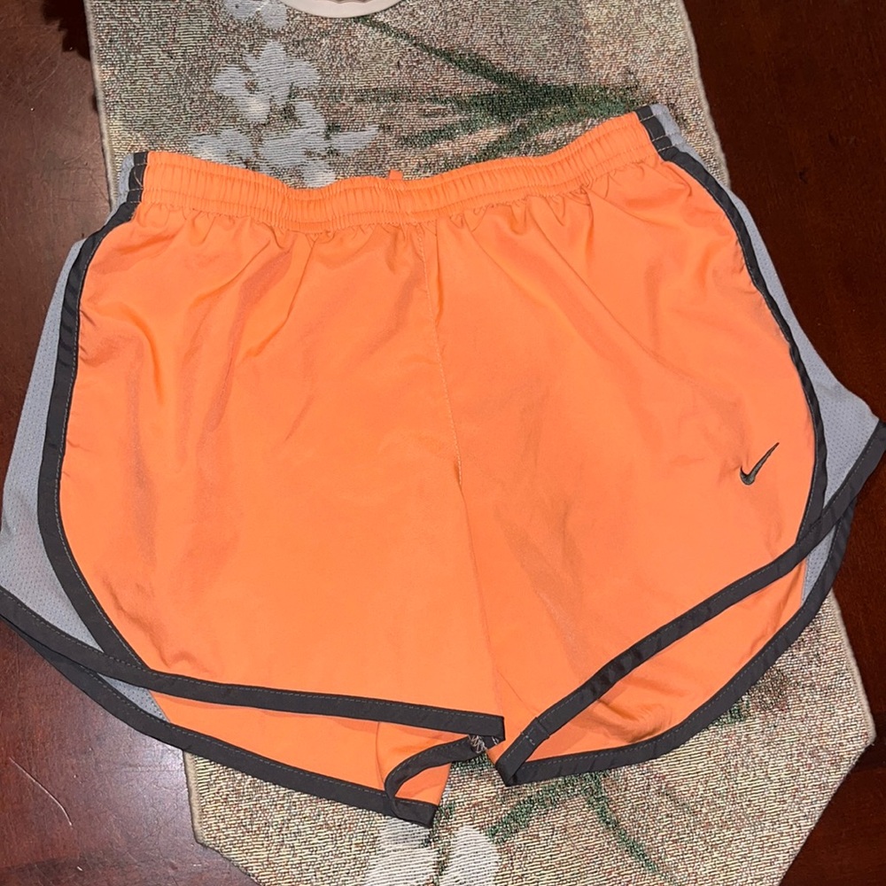 Nike Dri-Fit Tempo Orange with gray sides and dark gray trim sz M